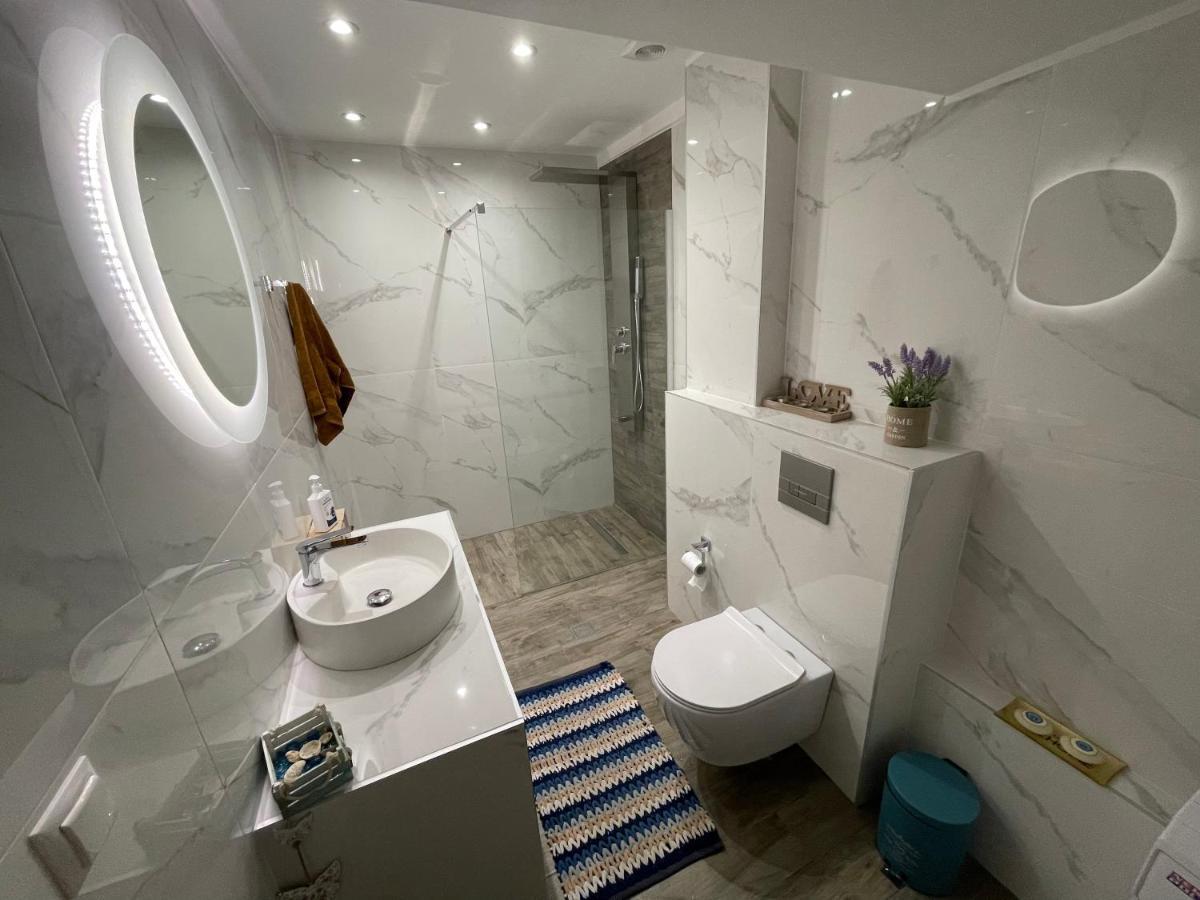 Lovely And Sunny Apartament 300M From Beach!! Peraía 외부 사진