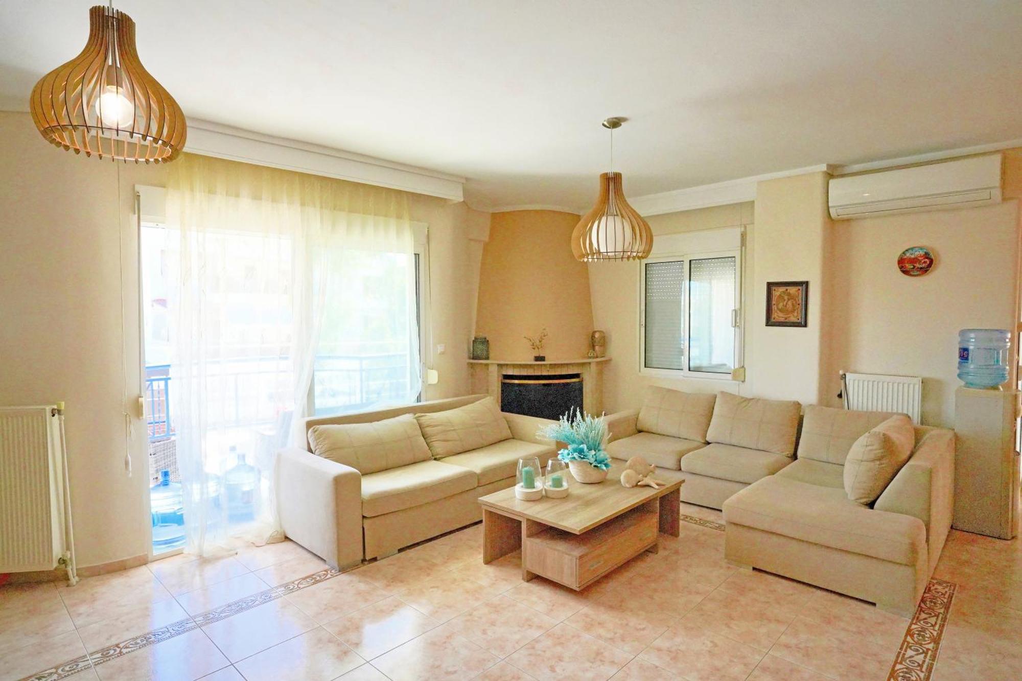 Lovely And Sunny Apartament 300M From Beach!! Peraía 외부 사진
