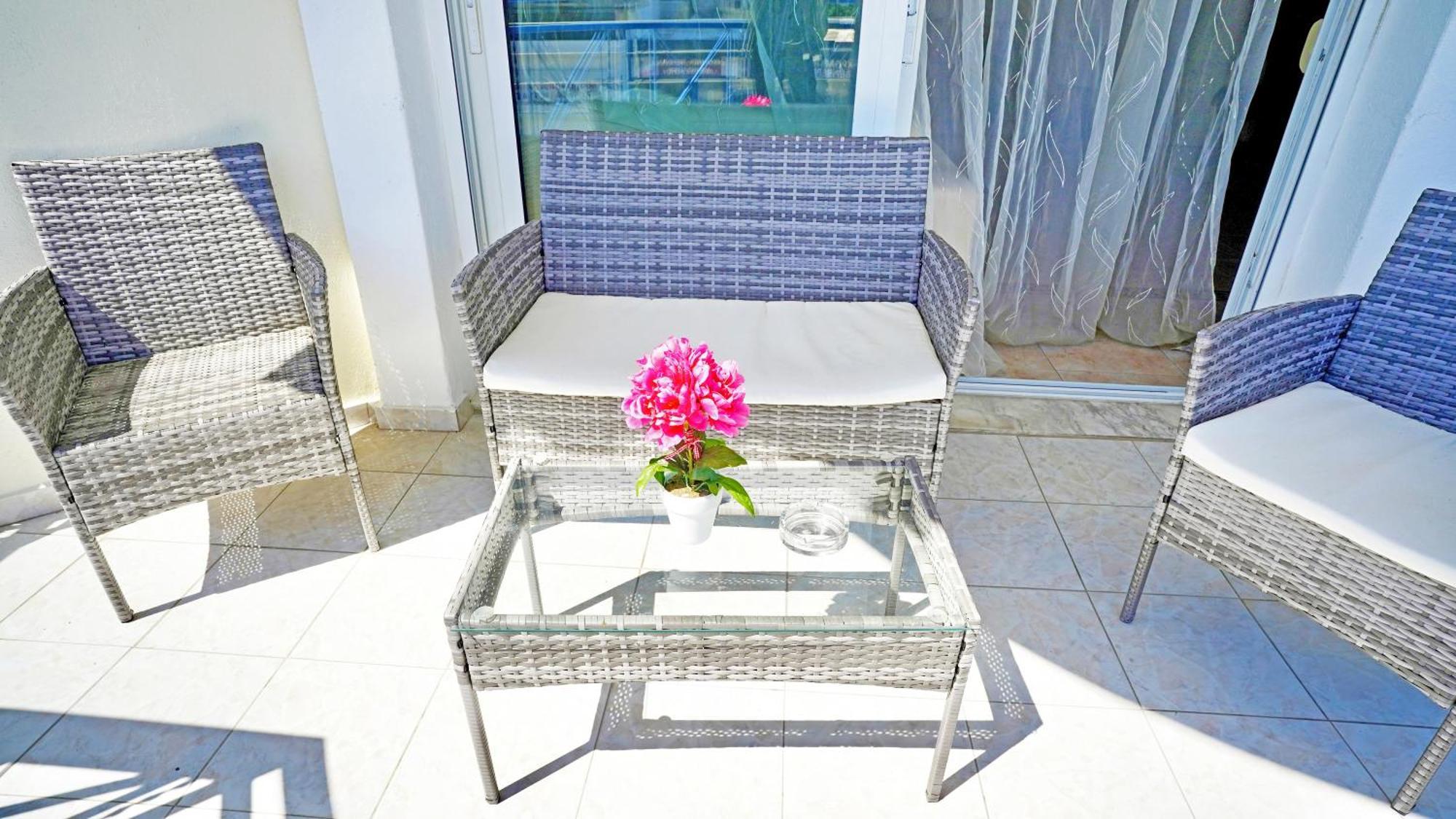 Lovely And Sunny Apartament 300M From Beach!! Peraía 외부 사진