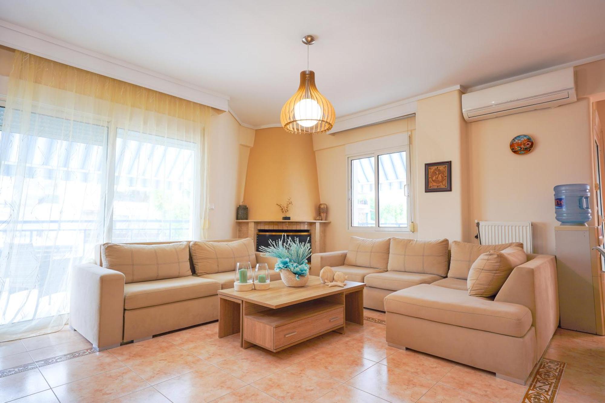 Lovely And Sunny Apartament 300M From Beach!! Peraía 외부 사진