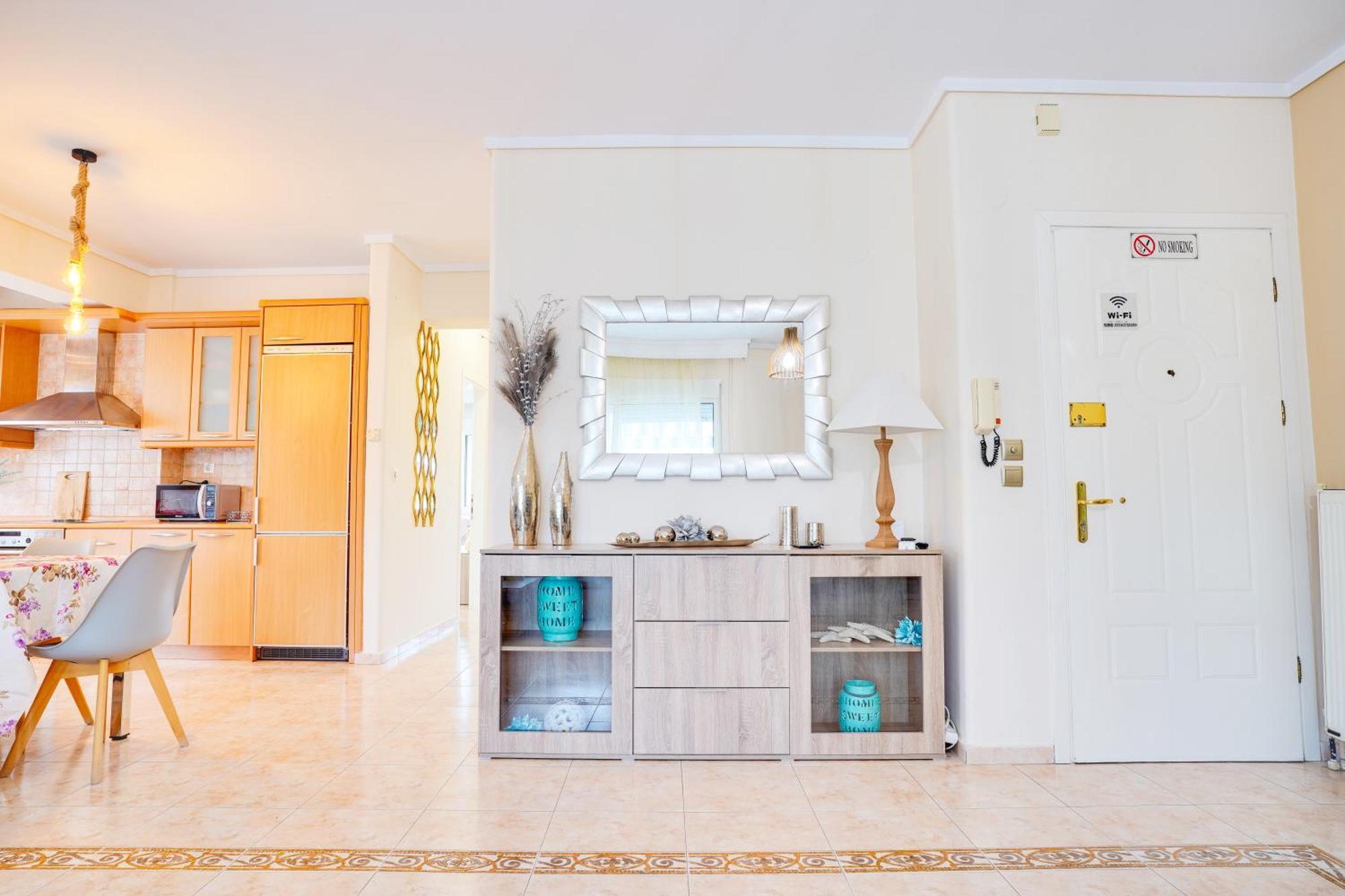 Lovely And Sunny Apartament 300M From Beach!! Peraía 외부 사진