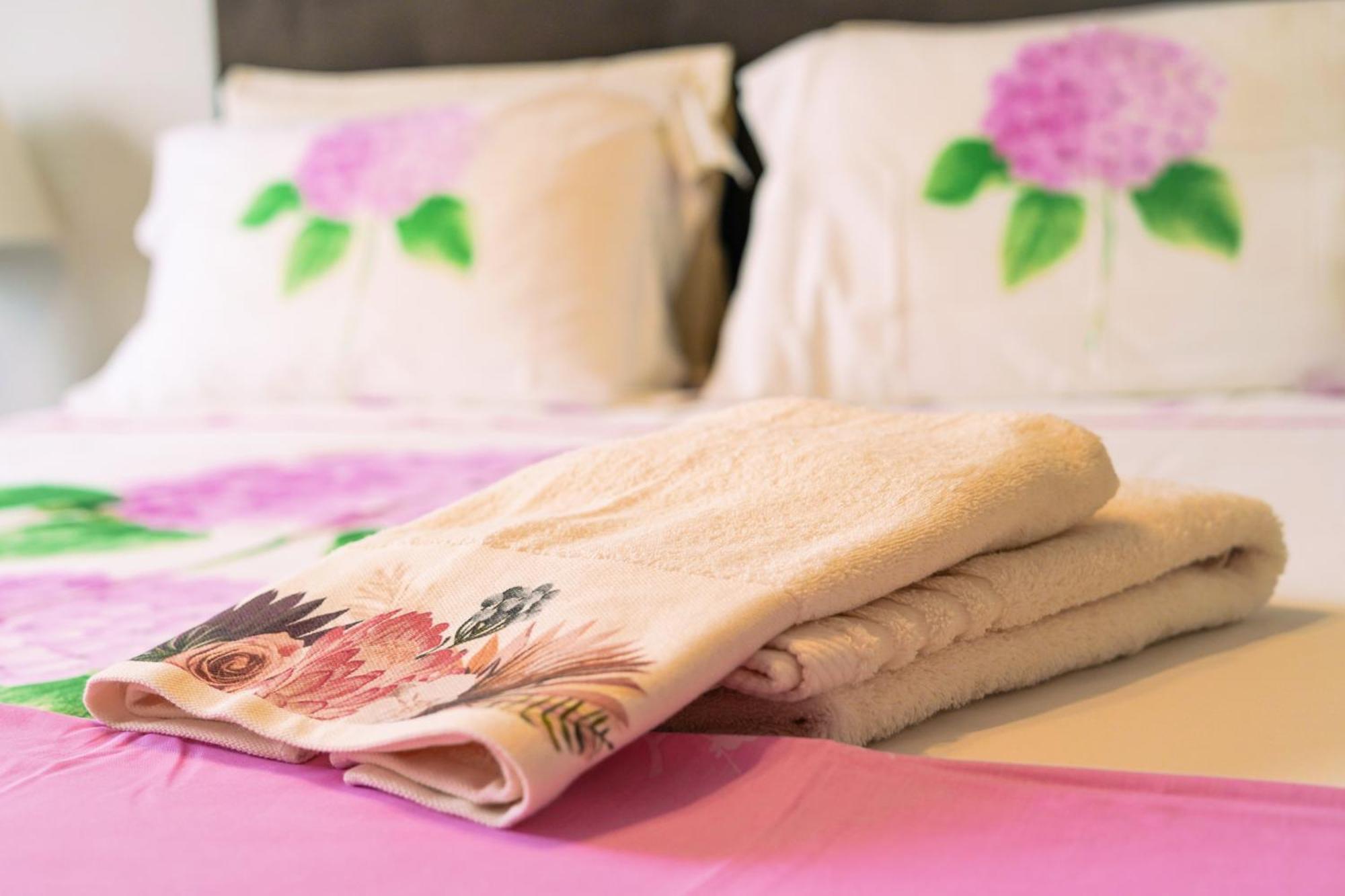 Lovely And Sunny Apartament 300M From Beach!! Peraía 외부 사진