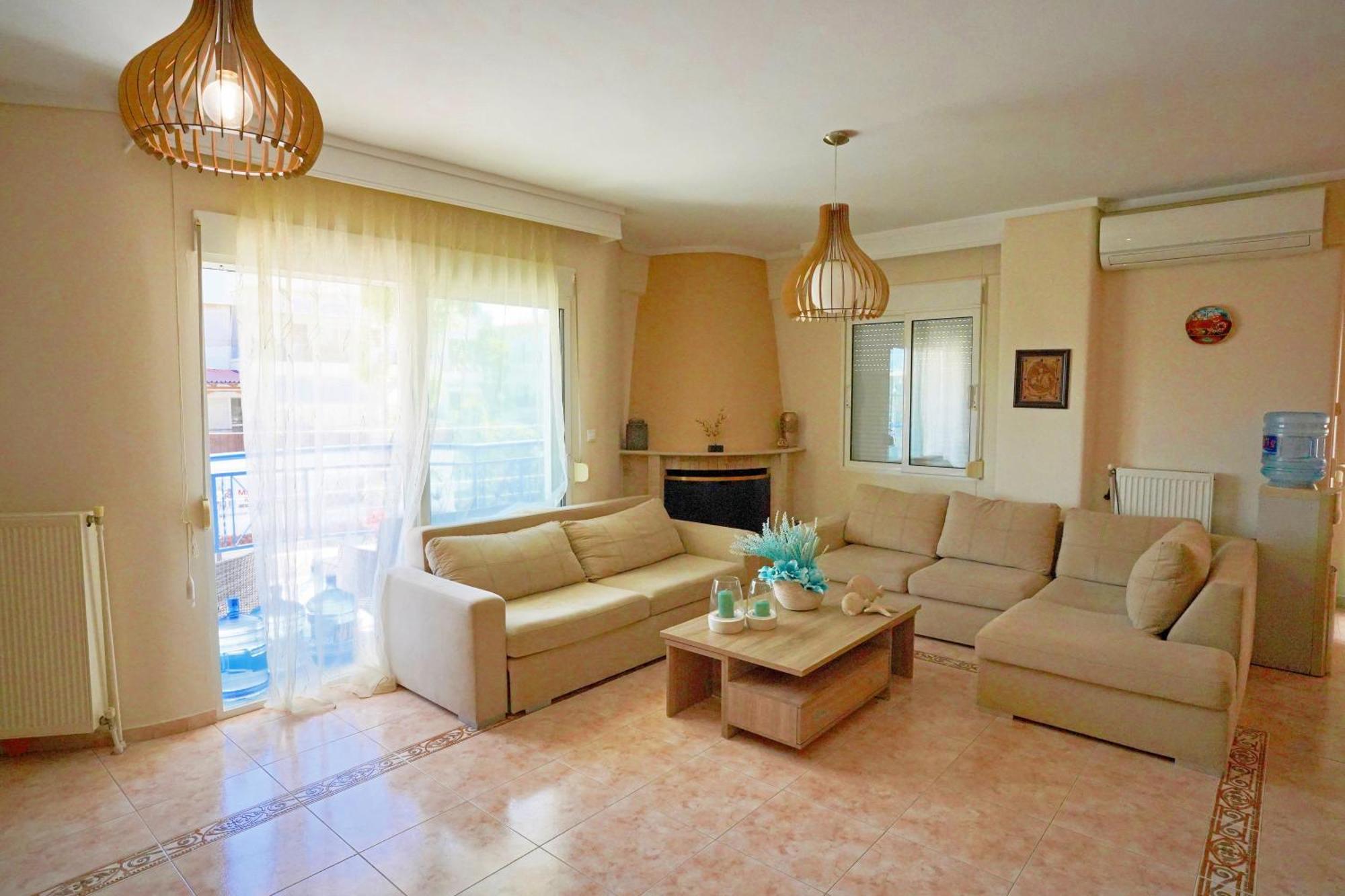 Lovely And Sunny Apartament 300M From Beach!! Peraía 외부 사진